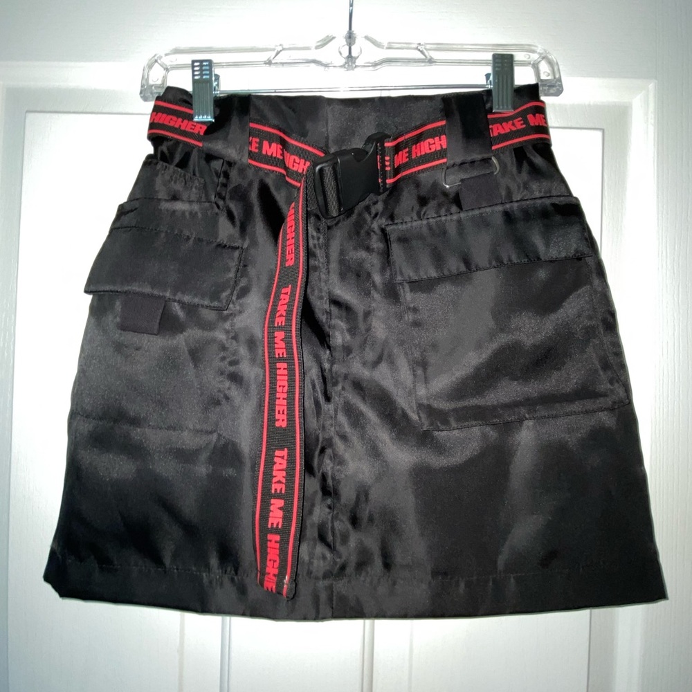 forever 21 gothic black high waisted belted skirt size s